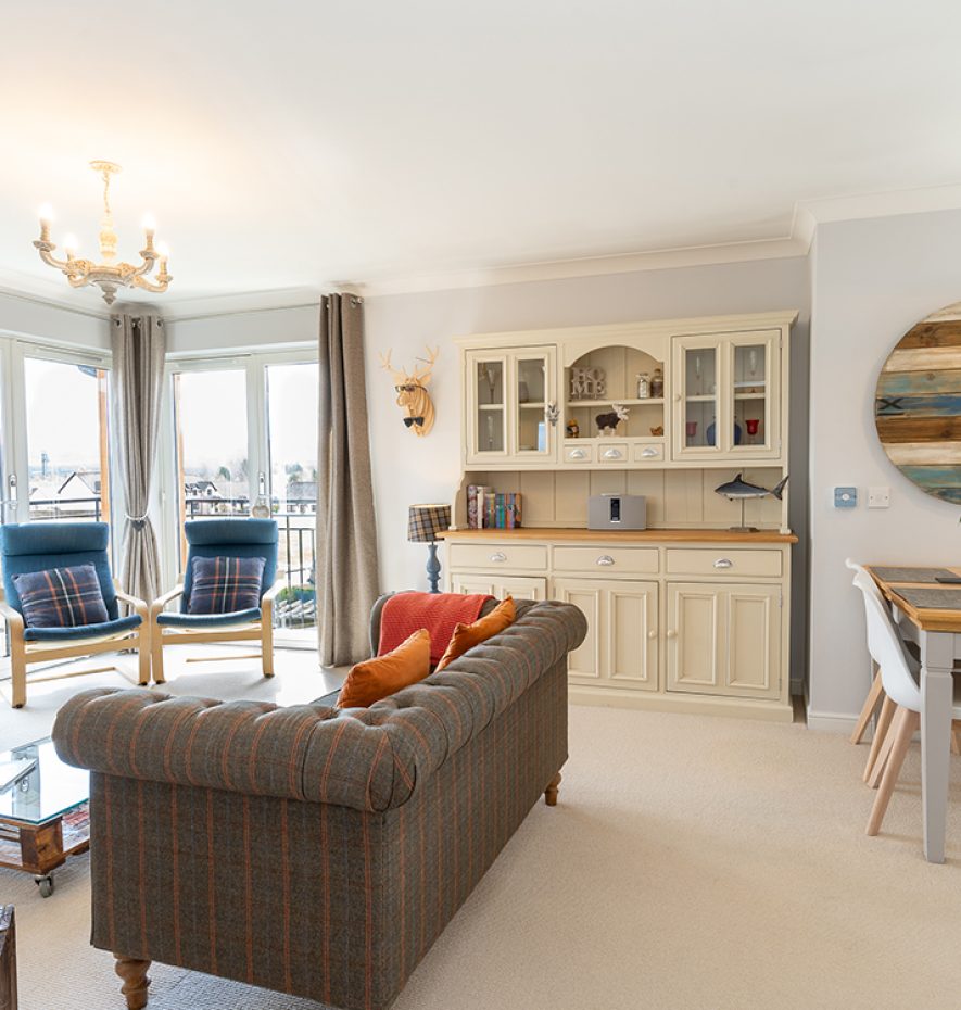 Lounge Interior 1000 x 750